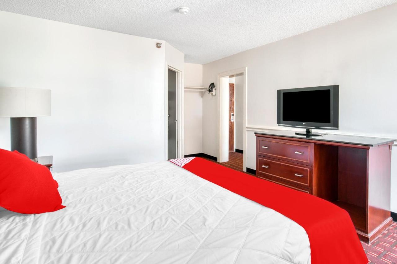 Oyo Townhouse Houston George Bush Intercontinental Hotell Exteriör bild