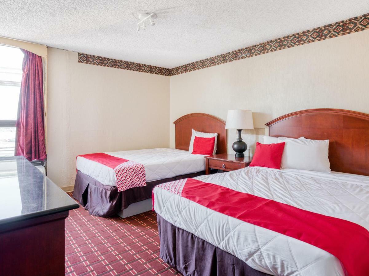 Oyo Townhouse Houston George Bush Intercontinental Hotell Exteriör bild