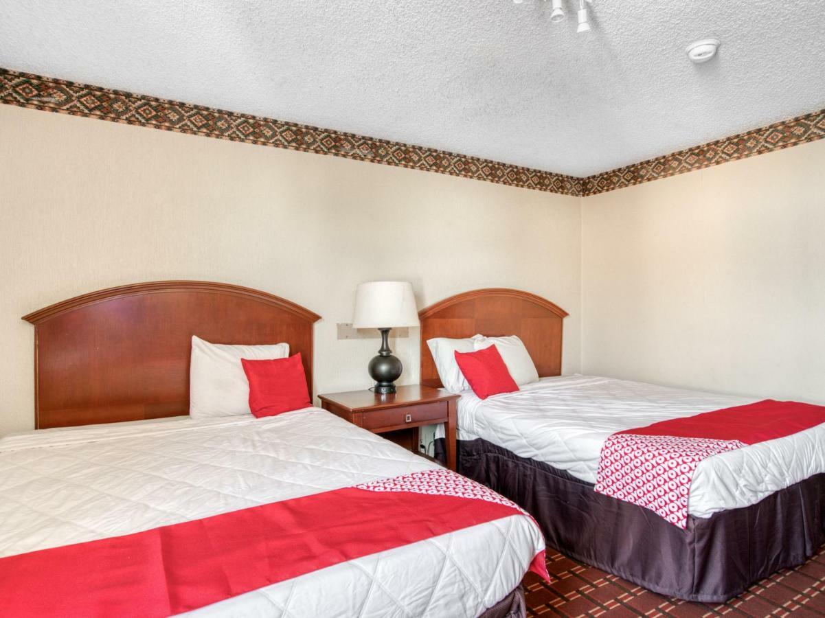 Oyo Townhouse Houston George Bush Intercontinental Hotell Exteriör bild