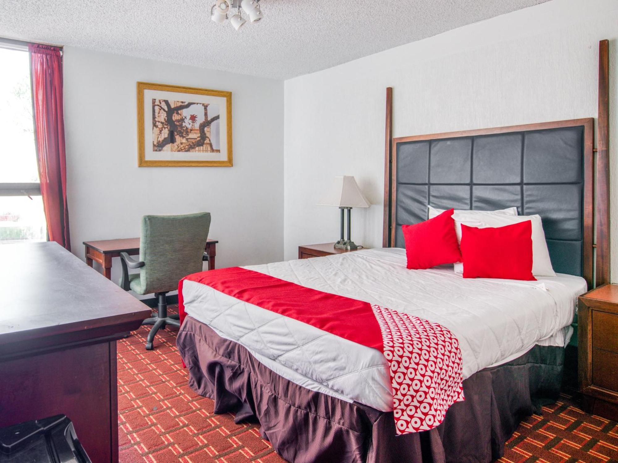 Oyo Townhouse Houston George Bush Intercontinental Hotell Exteriör bild