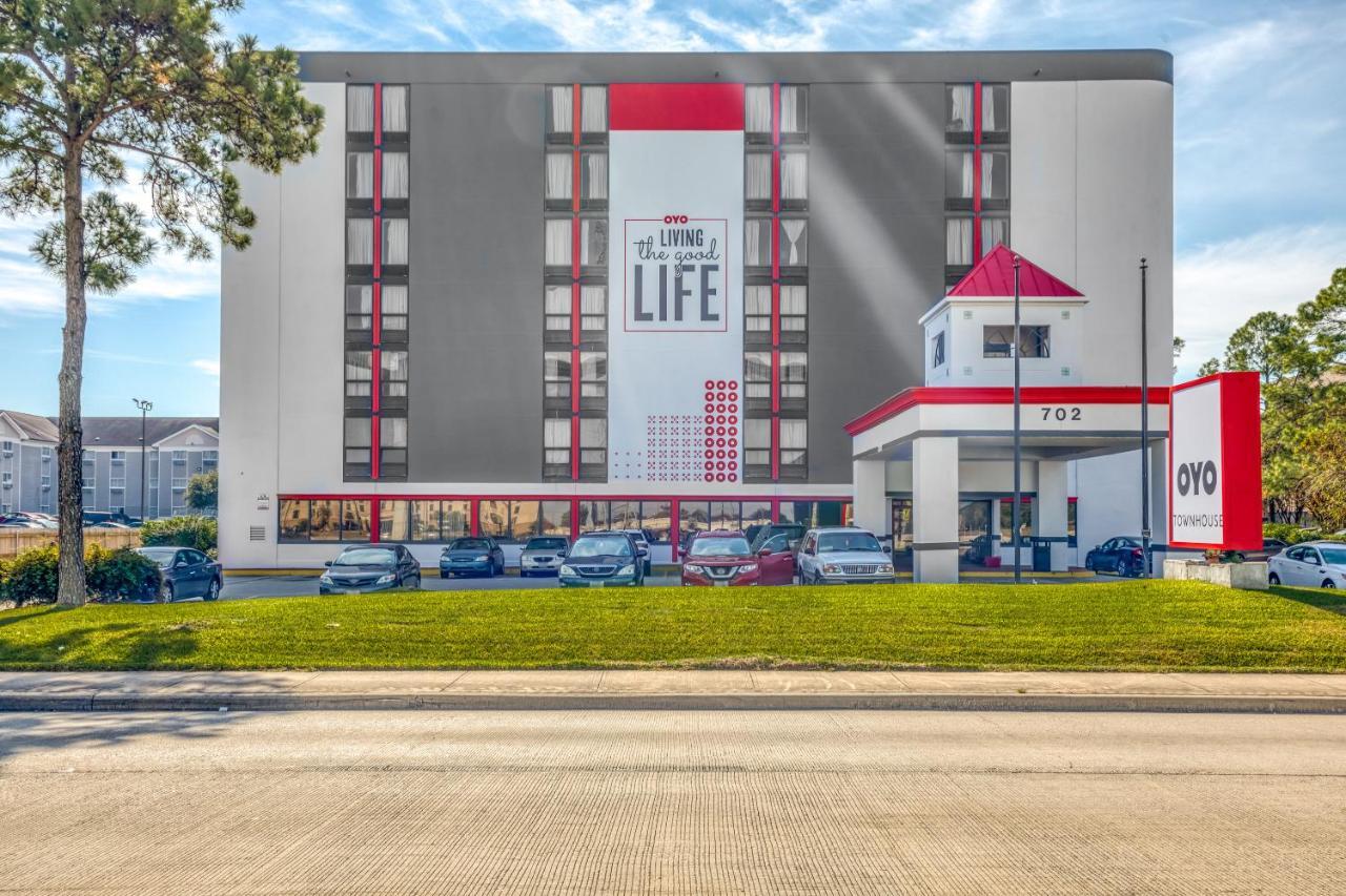 Oyo Townhouse Houston George Bush Intercontinental Hotell Exteriör bild